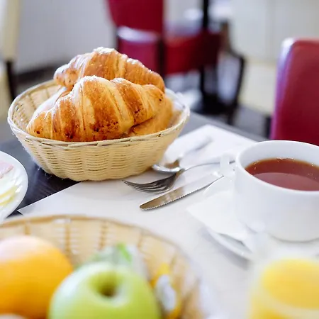 Restaurant Du Lauragais Logis De France Hotel