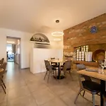 Hotel Restaurant Du Lauragais Logis De France Villefranche-de-Lauragais