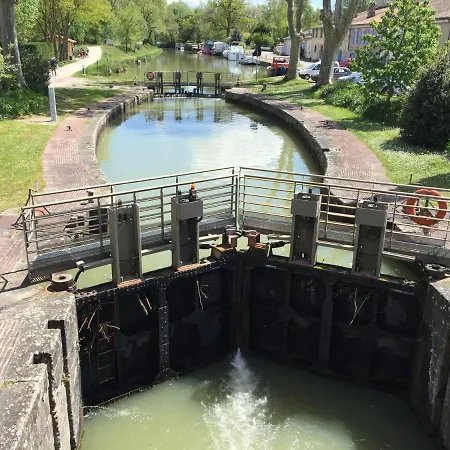 Restaurant Du Lauragais Logis De France Szálloda 2*