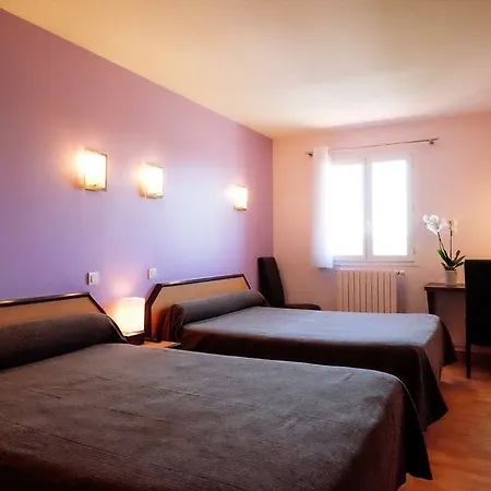 Restaurant Du Lauragais Logis De France 2* וילפראנש-דו-לוארגה
